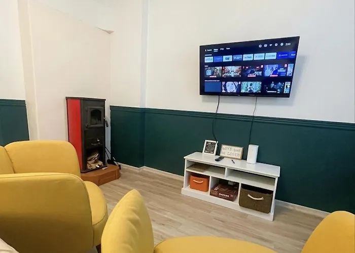 Cozy Airport 5 Min Free Parking Apartment *