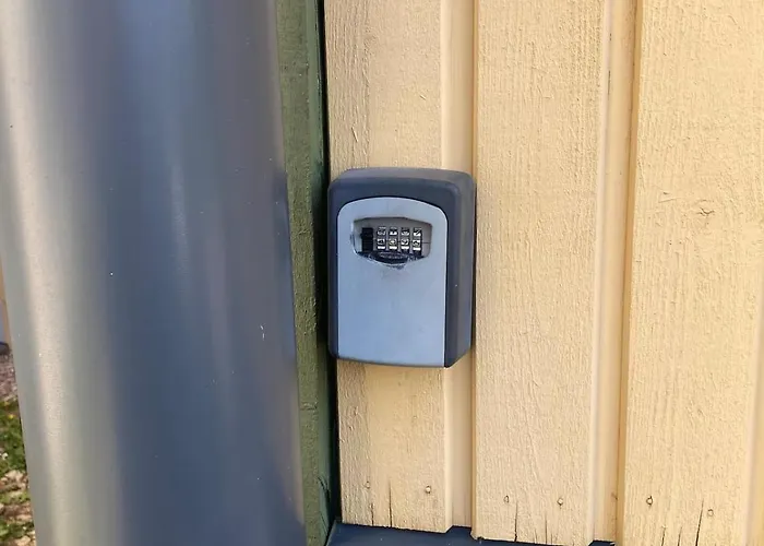 Cozy Airport 5 Min Free Parking Apartment Tallinn